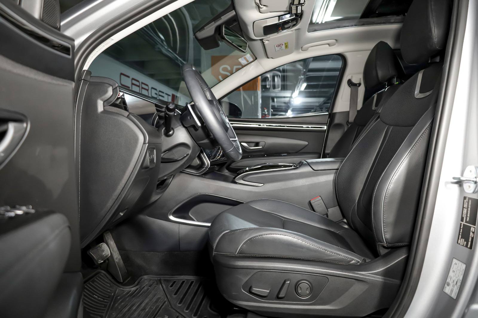 556463912_721699980888181_4017744979835423316_n