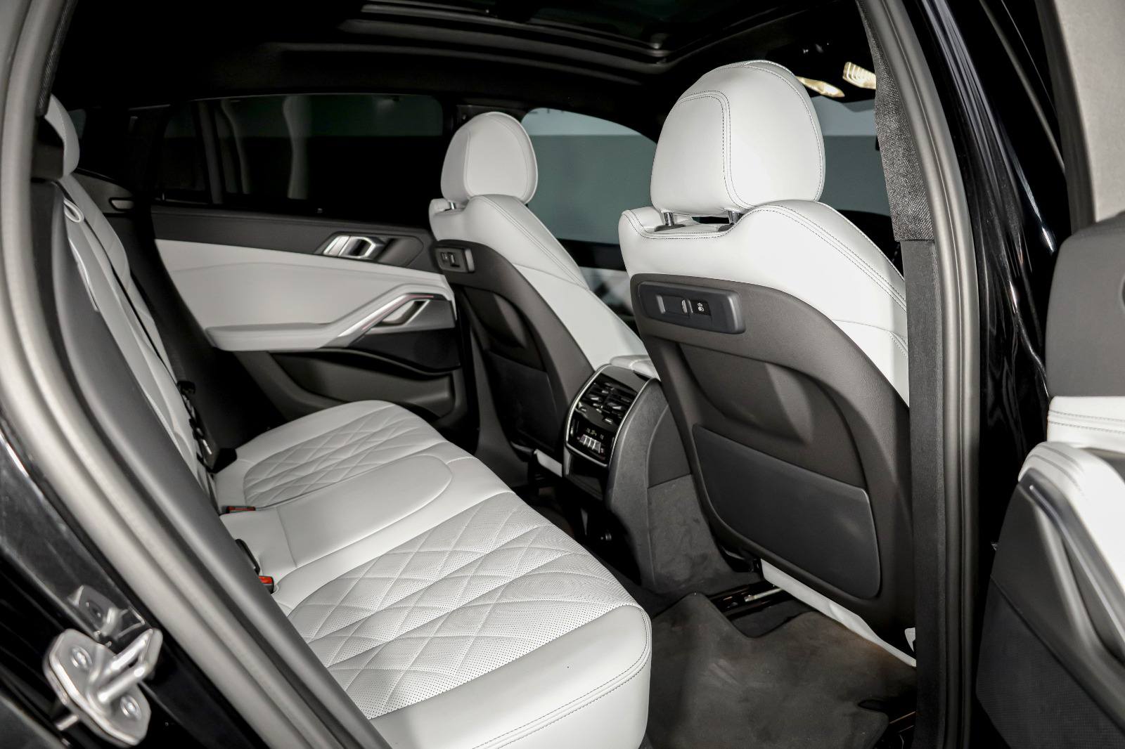 558966451_729471356777710_4471219687619174106_n