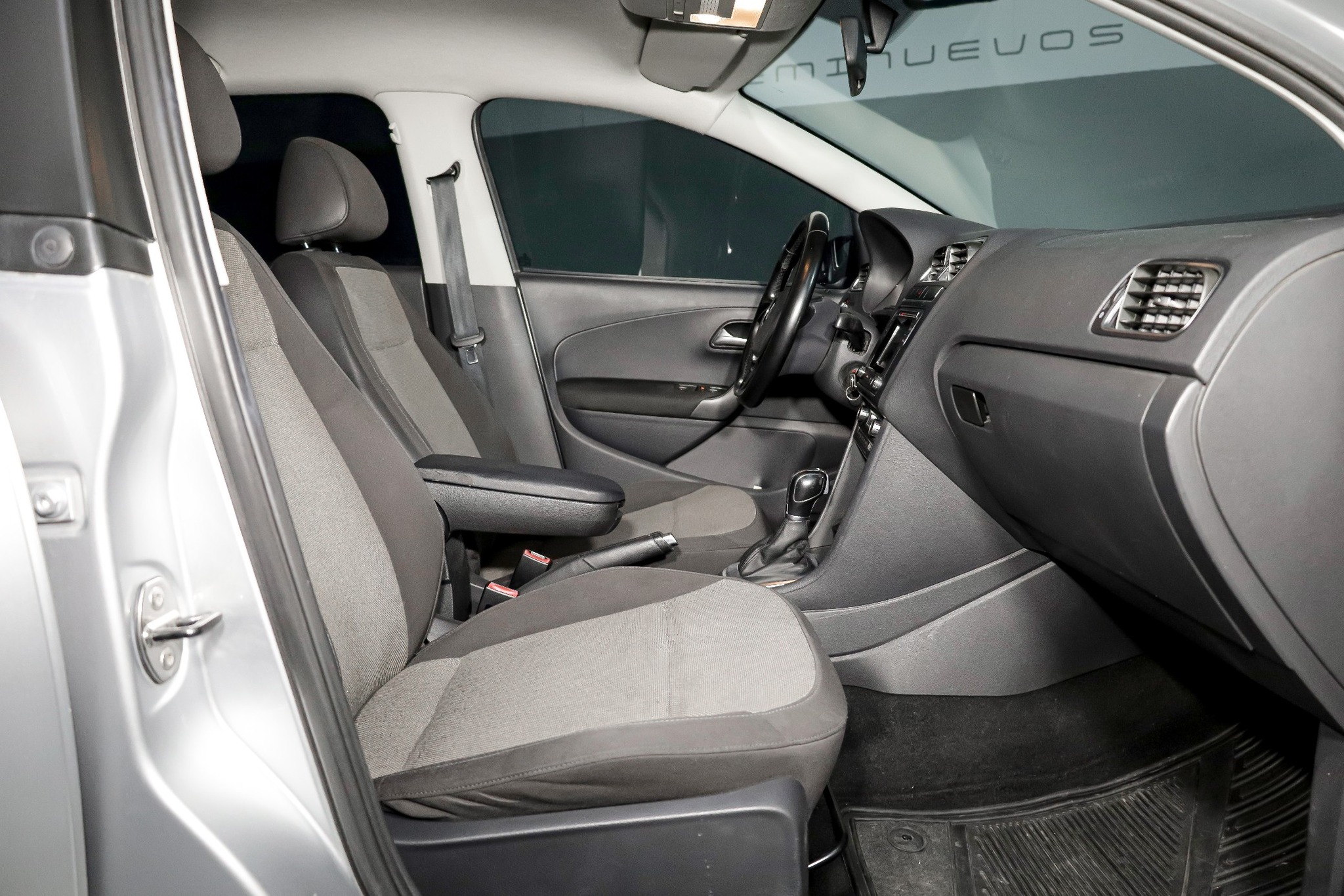 560654034_734836672907845_3190903451373816498_n